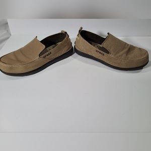 Crocs walu loafers size 12